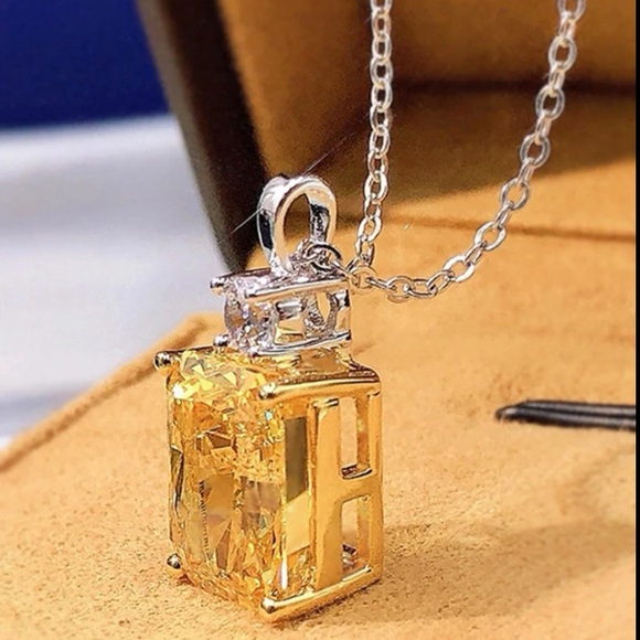 Yellow Cubic Zirconia Necklace - Picture 4 of 6